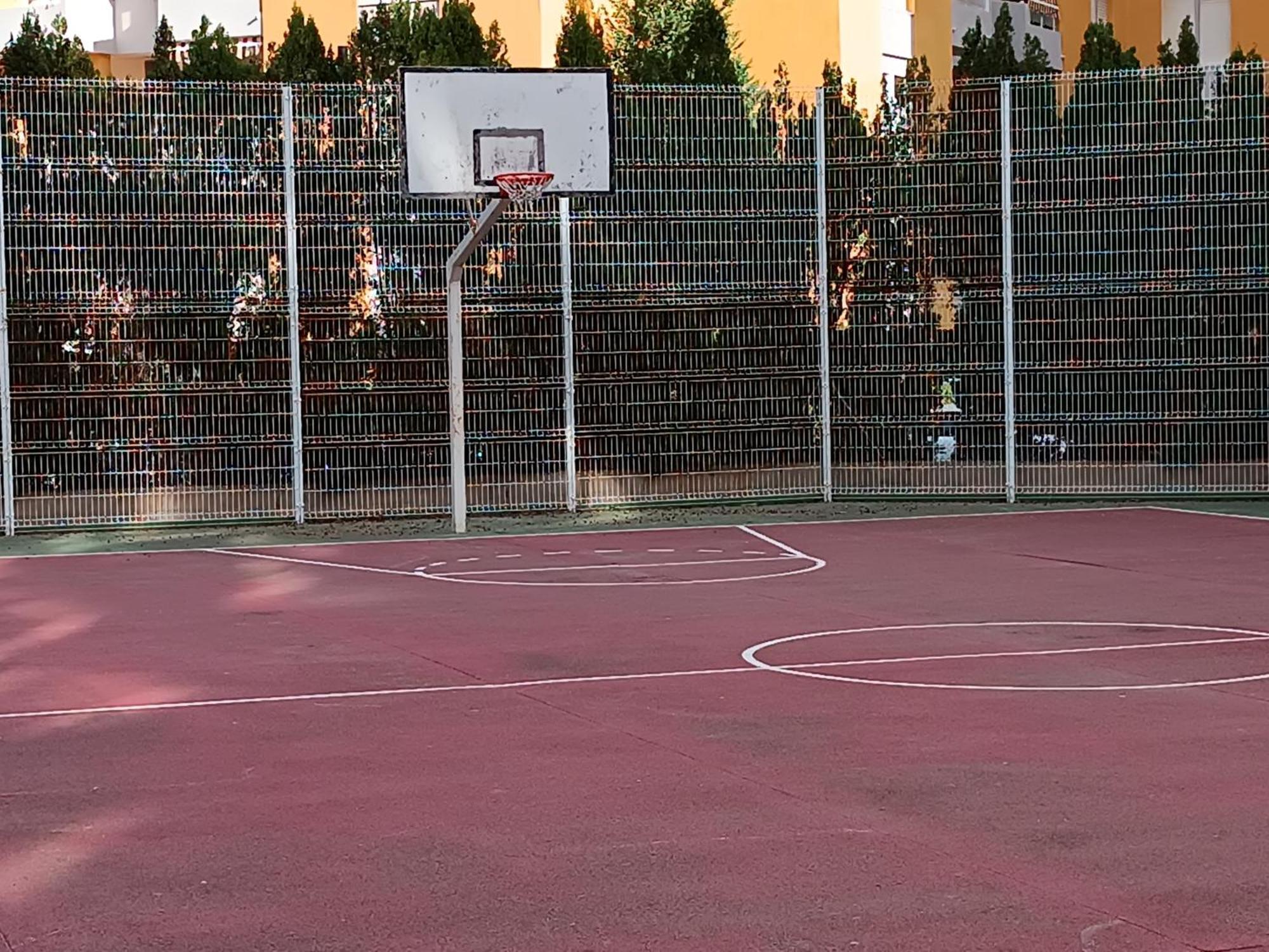 Playa Cannet 20 Km Valencia Piscina Tennis كانيت ذي بيرينغير المظهر الخارجي الصورة