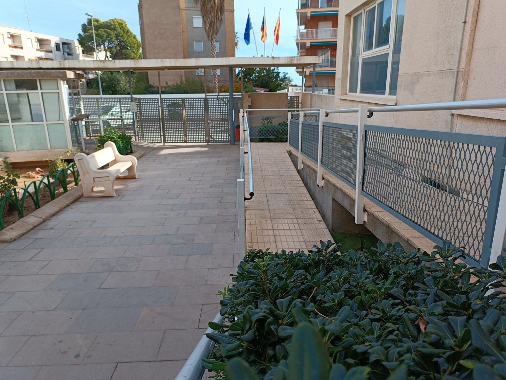 Playa Cannet 20 Km Valencia Piscina Tennis كانيت ذي بيرينغير المظهر الخارجي الصورة